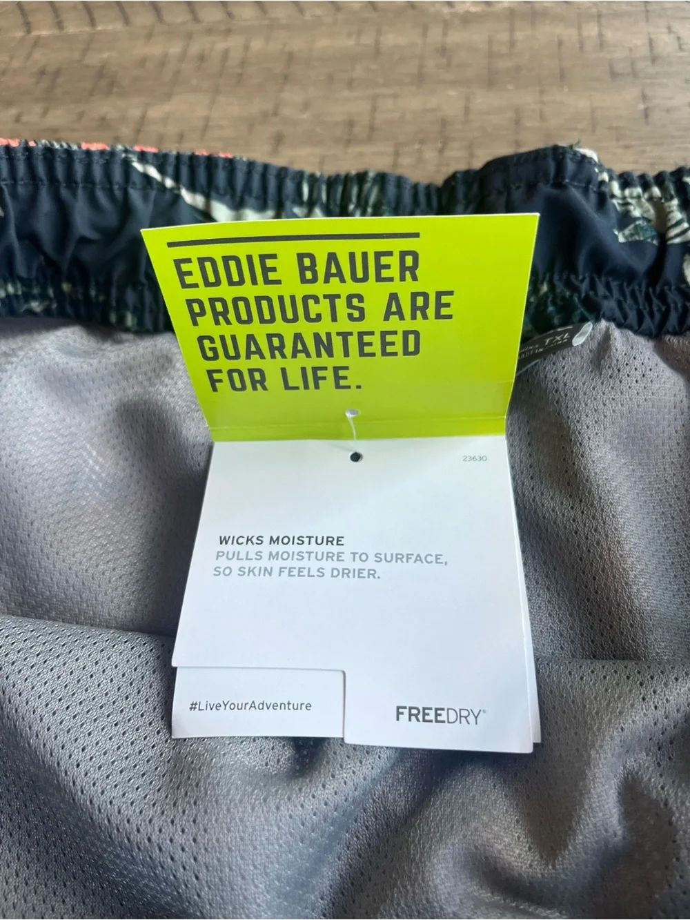NWT Eddie Bauer Volley Shorts Men's Size XL Tall Swim Trunks Tropical Print